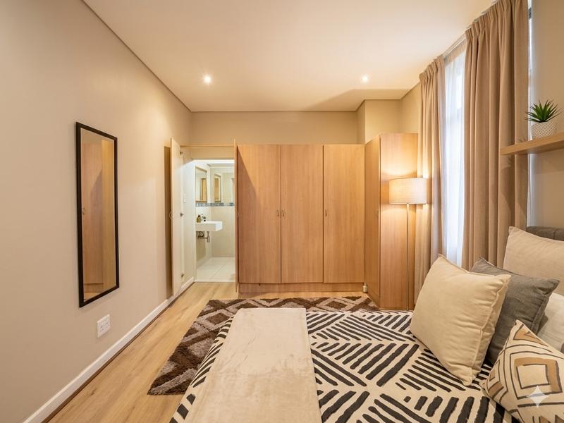 1 Bedroom Property for Sale in Woodstock Western Cape